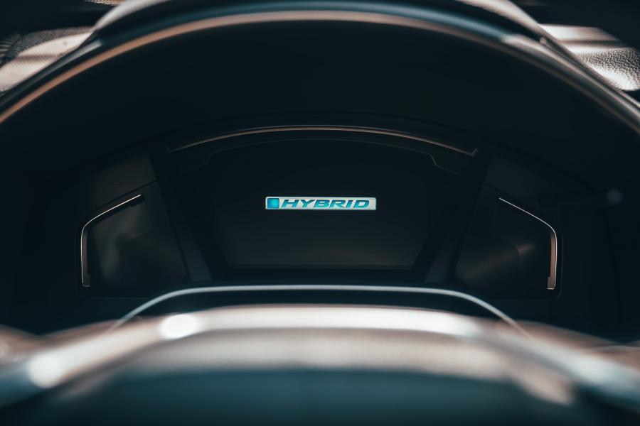 Панель приборов Honda CR-V Hybrid 2018 года  (EU) (фото 34 из 56)